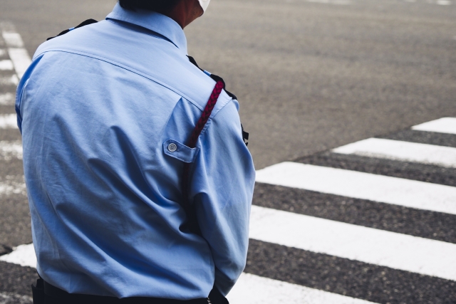 警備員派遣の費用対効果を徹底検証！コスト削減とセキュリティ向上の両立